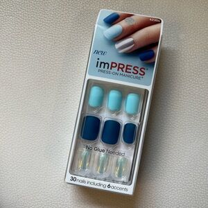 NIB imPRESS press on nails